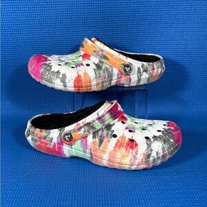 CROCS Classic Multicolor Tie Dye Faux Fur Lined Slip On Clogs W's 12/M's 10